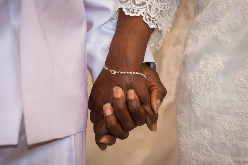15 Signs He Wants to Marry You but He Is Scared