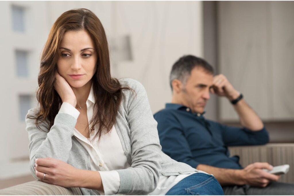why guys pretend to ignore you