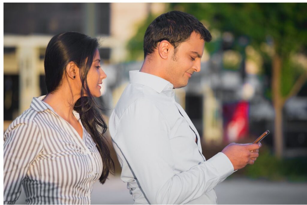 how cell phones destroy marriages