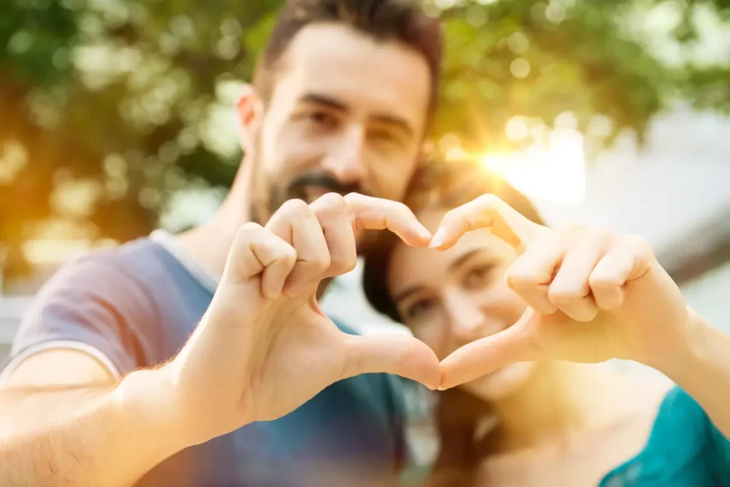 How to Be the Girl He Will Never Forget