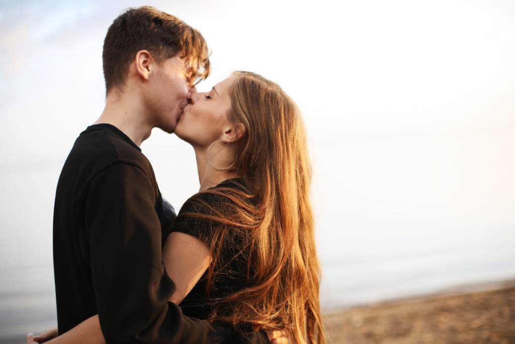 What The Bible And Christian Beliefs Say About Kissing Before Marriage
