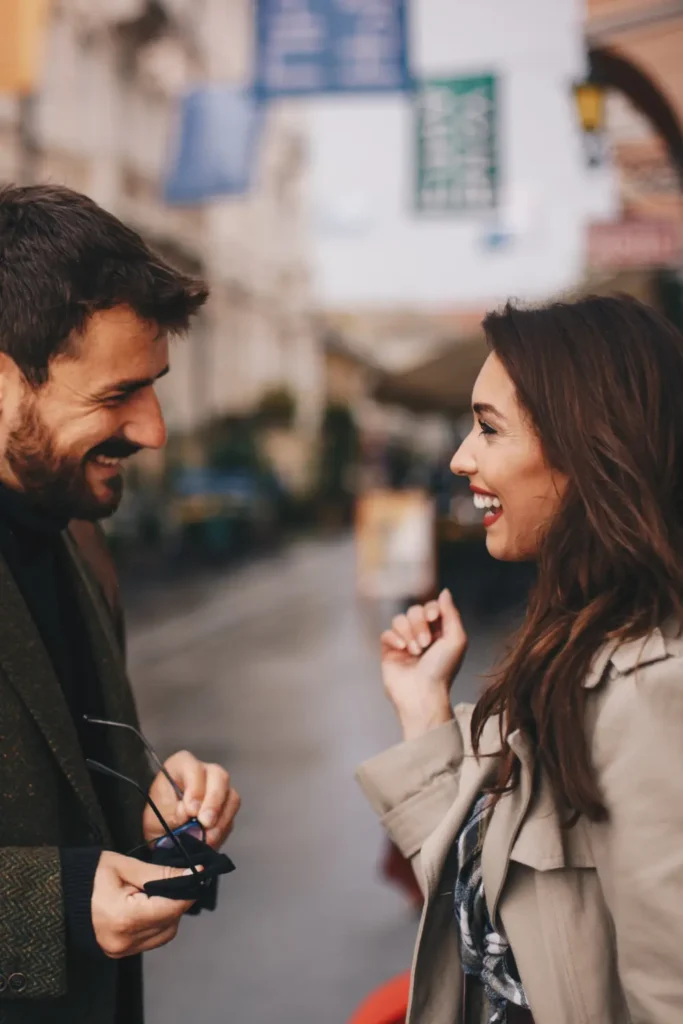 10 Reasons Why Men Flirt With You and Not Ask You Out
