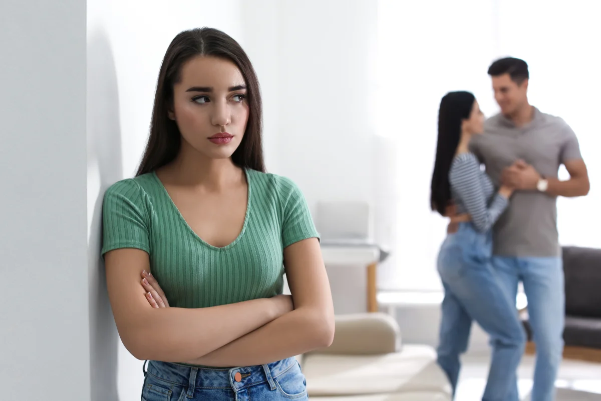 how to react when your crush goes on a date with someone